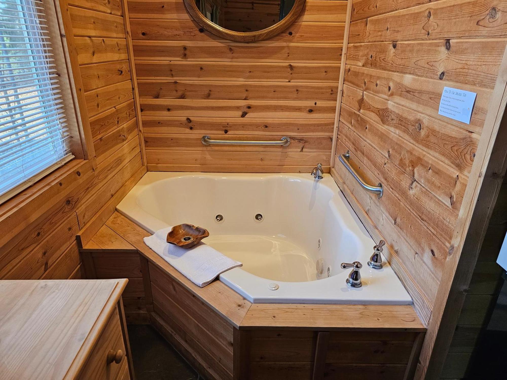 5 Min To Beaver Lake-King Bed-Fire Pit-Jetted Tub #4 Eureka Springs Zewnętrze zdjęcie