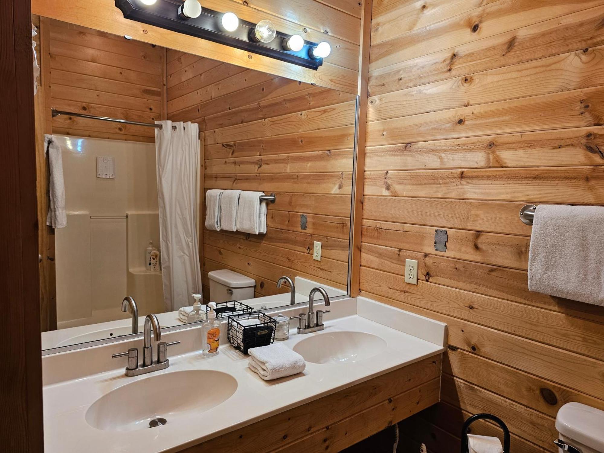 5 Min To Beaver Lake-King Bed-Fire Pit-Jetted Tub #4 Eureka Springs Zewnętrze zdjęcie